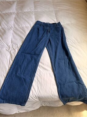Abercrombie & Fitch Women's Wide Leg Pleated Jeans